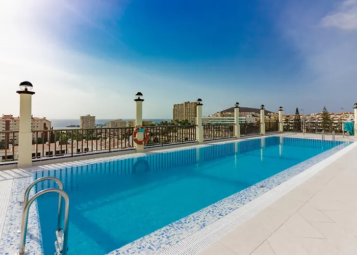 Los Cristianos (Tenerife) Self Catering Holidays near Siam Park