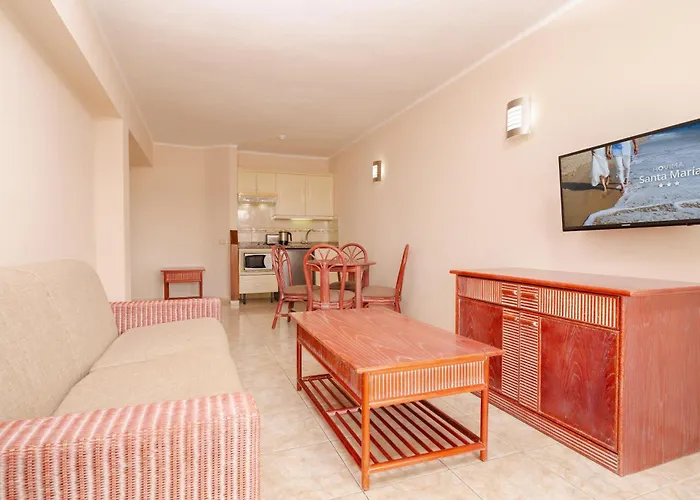 Costa Adeje (Tenerife) hotels near Siam Mall