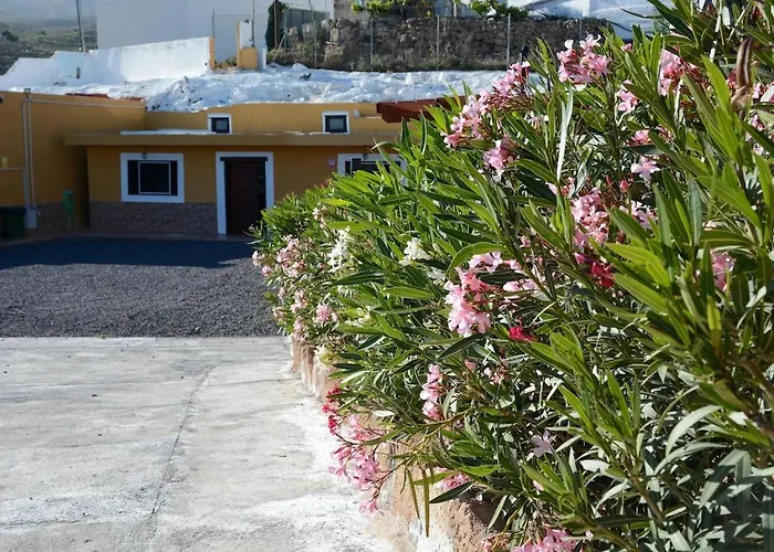 Casa Cueva Los Mansos Santa Cruz de Tenerife with Pool