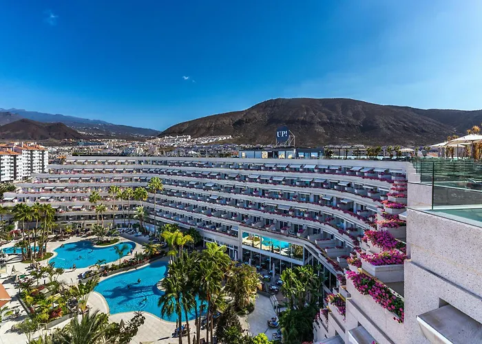 Best Los Cristianos (Tenerife) Beach Hotels For Families With Kids