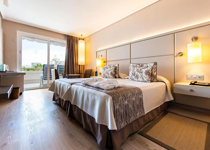Luxury Hotels in Los Cristianos (Tenerife)
