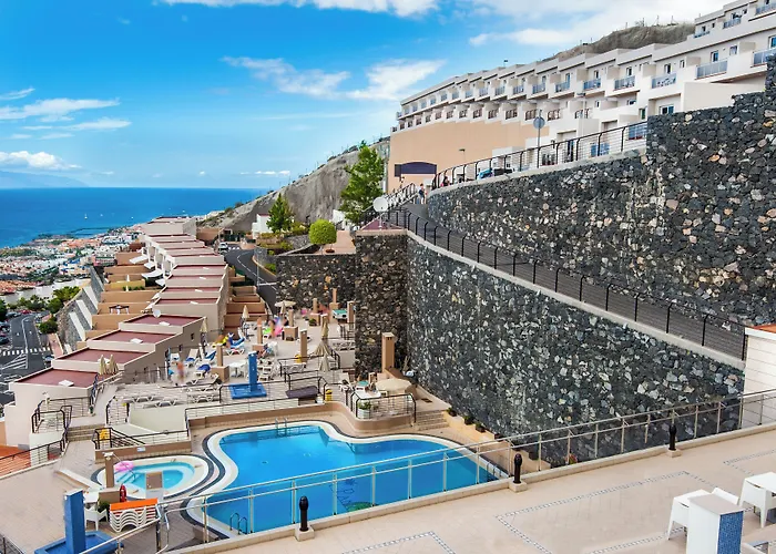 Costa Adeje (Tenerife) hotels near Colon Port